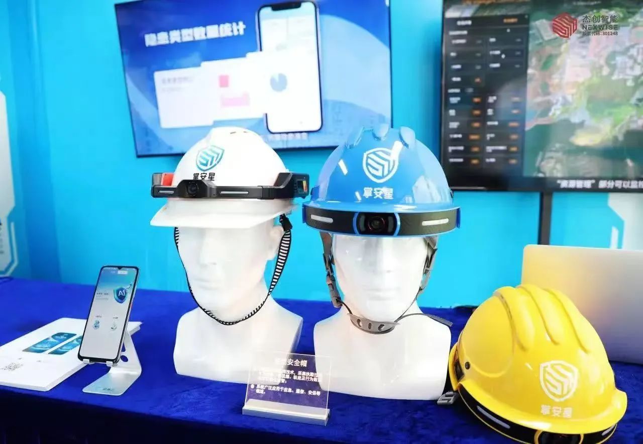 9893c1bfb363e89d52242af36e33d0ee